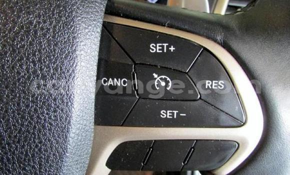 Acheter Occasion Voiture Jeep Grand Cherokee Gris à Windhoek, Namibie Acheter Occasion Voiture Jeep Grand Cherokee Gris à Windhoek, Namibie