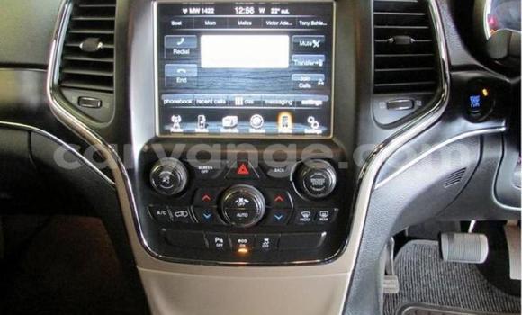 Acheter Occasion Voiture Jeep Grand Cherokee Gris à Windhoek, Namibie Acheter Occasion Voiture Jeep Grand Cherokee Gris à Windhoek, Namibie