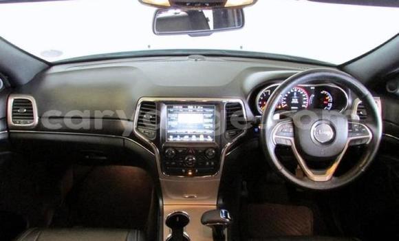 Acheter Occasion Voiture Jeep Grand Cherokee Gris à Windhoek, Namibie Acheter Occasion Voiture Jeep Grand Cherokee Gris à Windhoek, Namibie