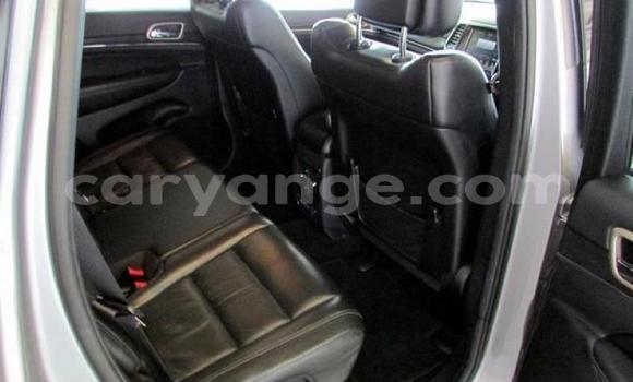 Acheter Occasion Voiture Jeep Grand Cherokee Gris à Windhoek, Namibie Acheter Occasion Voiture Jeep Grand Cherokee Gris à Windhoek, Namibie