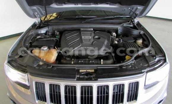 Acheter Occasion Voiture Jeep Grand Cherokee Gris à Windhoek, Namibie Acheter Occasion Voiture Jeep Grand Cherokee Gris à Windhoek, Namibie