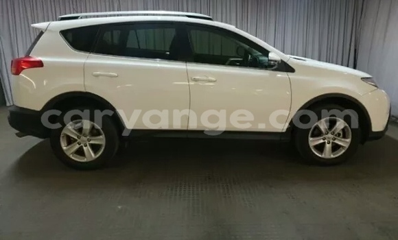 Buy Used Toyota RAV4 White Car in Bethanien in Karas Buy Used Toyota RAV4 White Car in Bethanien in Karas