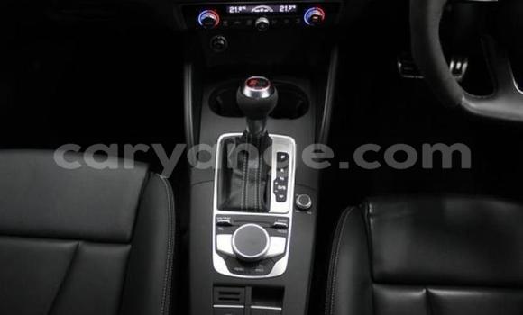 Acheter Occasion Voiture Audi RS3 Rouge à Karasburg, Karas Acheter Occasion Voiture Audi RS3 Rouge à Karasburg, Karas