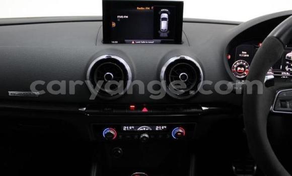 Acheter Occasion Voiture Audi RS3 Rouge à Karasburg, Karas Acheter Occasion Voiture Audi RS3 Rouge à Karasburg, Karas