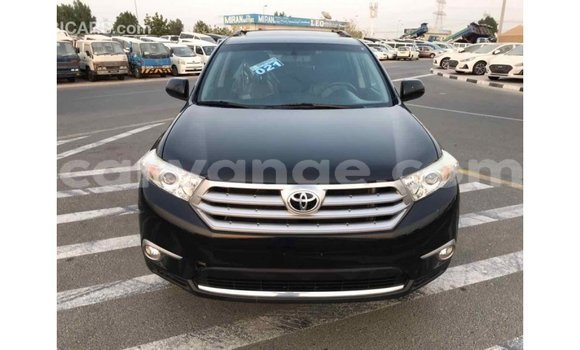 Acheter Import Voiture Toyota Highlander Noir à Import - Dubai, Namibie Acheter Import Voiture Toyota Highlander Noir à Import - Dubai, Namibie