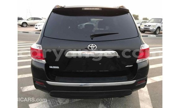 Acheter Import Voiture Toyota Highlander Noir à Import - Dubai, Namibie Acheter Import Voiture Toyota Highlander Noir à Import - Dubai, Namibie
