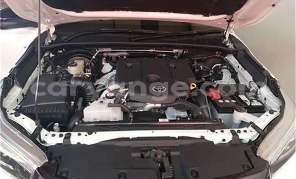 Buy Used Toyota Hilux White Car in Katima Mulilo in Caprivi Buy Used Toyota Hilux White Car in Katima Mulilo in Caprivi