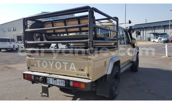 Buy Used Toyota Land Cruiser Beige Car in Windhoek in Namibia Buy Used Toyota Land Cruiser Beige Car in Windhoek in Namibia
