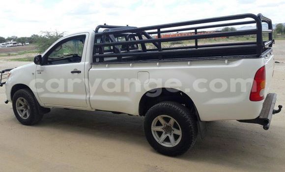 Buy Used Toyota Hilux White Car in Windhoek in Namibia Buy Used Toyota Hilux White Car in Windhoek in Namibia
