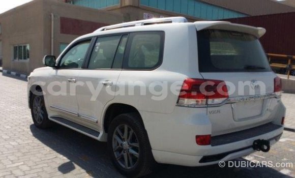 Buy Import Toyota Land Cruiser White Car in Import - Dubai in Namibia Buy Import Toyota Land Cruiser White Car in Import - Dubai in Namibia