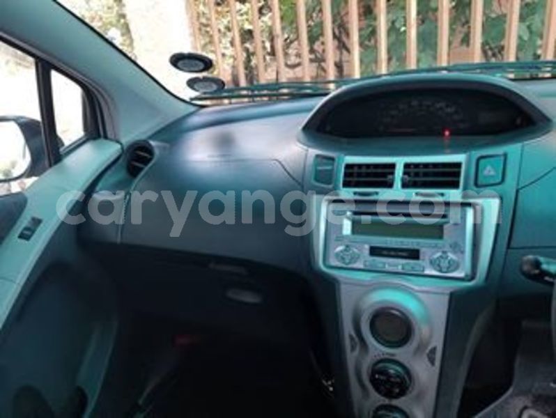 Big with watermark toyota vitz namibia windhoek 8743