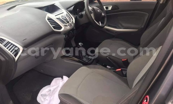 Acheter Occasion Voiture Ford Escort Noir à Windhoek, Namibie Acheter Occasion Voiture Ford Escort Noir à Windhoek, Namibie