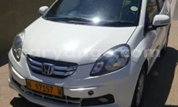 Acheter Occasion Voiture Honda Brio Blanc à Windhoek, Namibie Acheter Occasion Voiture Honda Brio Blanc à Windhoek, Namibie