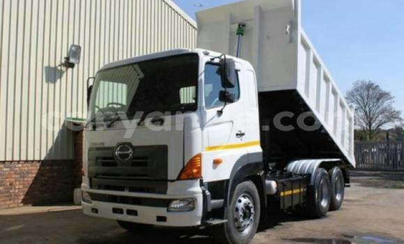 Buy Used Hino Ranger White Truck in Henties Bay in Erongo Buy Used Hino Ranger White Truck in Henties Bay in Erongo