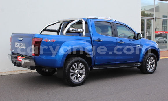 Acheter Occasion Voiture Isuzu D–MAX Bleu à Walvis Bay, Namibie Acheter Occasion Voiture Isuzu D–MAX Bleu à Walvis Bay, Namibie