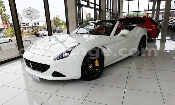 Buy Used Ferrari California White Car in Bethanien in Karas Buy Used Ferrari California White Car in Bethanien in Karas