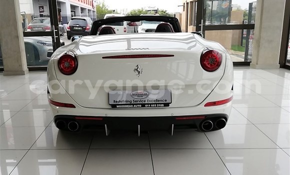 Buy Used Ferrari California White Car in Bethanien in Karas Buy Used Ferrari California White Car in Bethanien in Karas