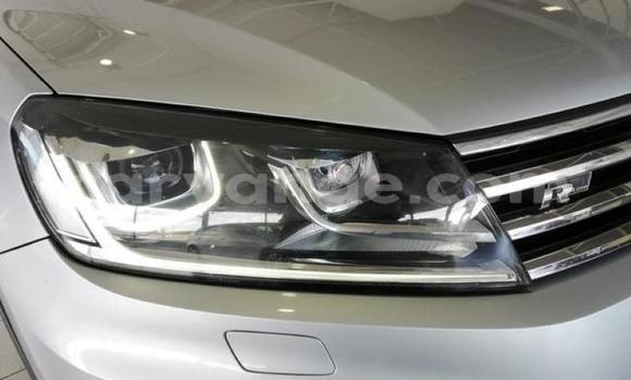 Acheter Occasion Voiture Volkswagen Touareg Gris à Windhoek, Namibie Acheter Occasion Voiture Volkswagen Touareg Gris à Windhoek, Namibie