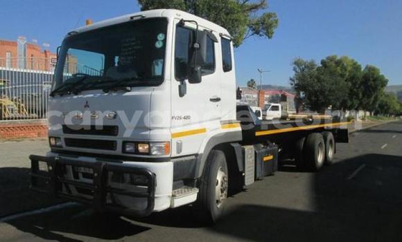 Buy Used Mitsubishi L400 White Truck in Henties Bay in Erongo Buy Used Mitsubishi L400 White Truck in Henties Bay in Erongo