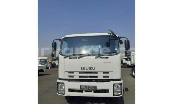Buy Used Isuzu FTR 850 White Truck in Henties Bay in Erongo Buy Used Isuzu FTR 850 White Truck in Henties Bay in Erongo