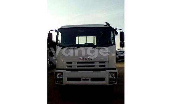 Buy Used Isuzu FTR 850 White Truck in Henties Bay in Erongo Buy Used Isuzu FTR 850 White Truck in Henties Bay in Erongo