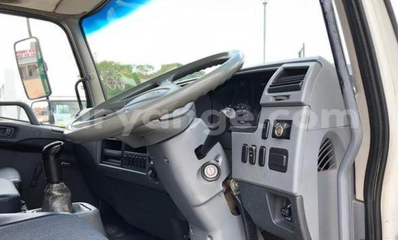 Buy Used Mitsubishi L400 Green Truck in Henties Bay in Erongo Buy Used Mitsubishi L400 Green Truck in Henties Bay in Erongo