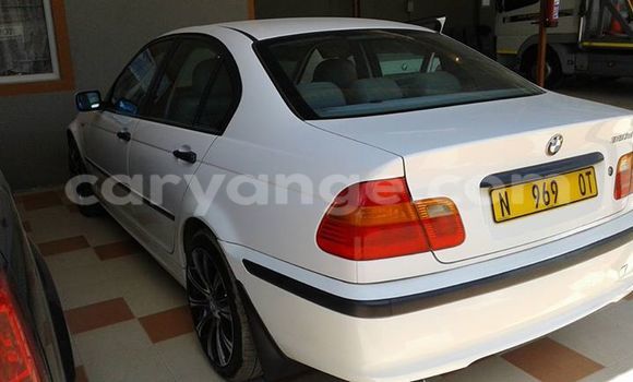 Acheter Occasion Voiture BMW 3–Series Blanc à Windhoek, Namibie Acheter Occasion Voiture BMW 3–Series Blanc à Windhoek, Namibie