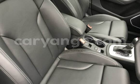 Acheter Occasion Voiture Audi RS Q3 Bleu à Karasburg, Karas Acheter Occasion Voiture Audi RS Q3 Bleu à Karasburg, Karas