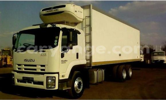 Buy Used Isuzu FTR 850 White Truck in Katima Mulilo in Caprivi Buy Used Isuzu FTR 850 White Truck in Katima Mulilo in Caprivi