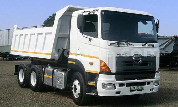 Buy Used Hino 300 Series White Truck in Katima Mulilo in Caprivi Buy Used Hino 300 Series White Truck in Katima Mulilo in Caprivi