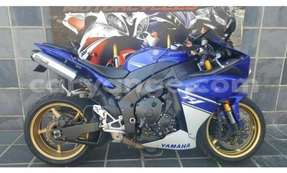 Buy Used Yamaha YZF Blue Bike in Henties Bay in Erongo