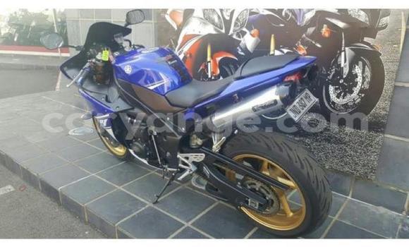 Buy Used Yamaha YZF Blue Bike in Henties Bay in Erongo Buy Used Yamaha YZF Blue Bike in Henties Bay in Erongo