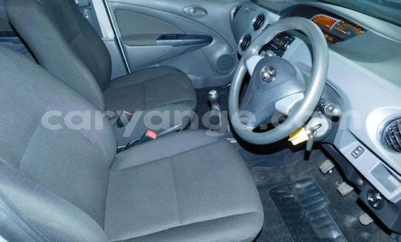 Acheter Occasion Voiture Toyota Corolla Gris à Karasburg, Karas Acheter Occasion Voiture Toyota Corolla Gris à Karasburg, Karas