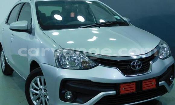 Acheter Occasion Voiture Toyota Corolla Gris à Karasburg, Karas Acheter Occasion Voiture Toyota Corolla Gris à Karasburg, Karas