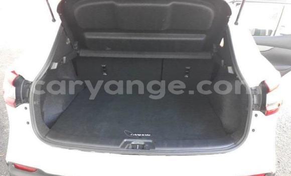 Buy Used Nissan Qashqai White Car in Karasburg in Karas Buy Used Nissan Qashqai White Car in Karasburg in Karas