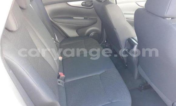 Buy Used Nissan Qashqai White Car in Karasburg in Karas Buy Used Nissan Qashqai White Car in Karasburg in Karas