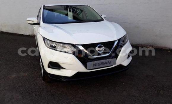 Buy Used Nissan Qashqai White Car in Karasburg in Karas Buy Used Nissan Qashqai White Car in Karasburg in Karas