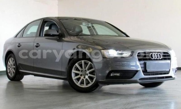 Acheter Occasion Voiture Audi A4 Gris à Windhoek, Namibie Acheter Occasion Voiture Audi A4 Gris à Windhoek, Namibie
