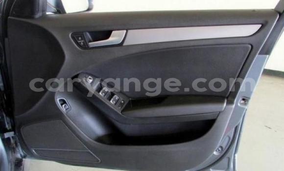 Acheter Occasion Voiture Audi A4 Gris à Windhoek, Namibie Acheter Occasion Voiture Audi A4 Gris à Windhoek, Namibie