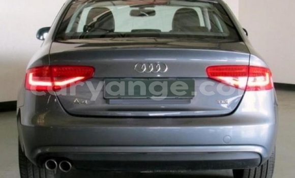 Acheter Occasion Voiture Audi A4 Gris à Windhoek, Namibie Acheter Occasion Voiture Audi A4 Gris à Windhoek, Namibie