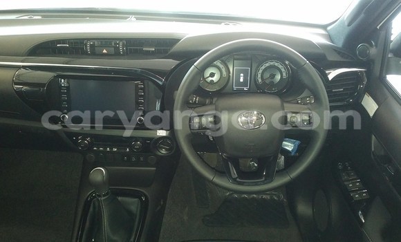 Acheter Occasion Voiture Toyota Hilux Blanc à Karasburg, Karas Acheter Occasion Voiture Toyota Hilux Blanc à Karasburg, Karas
