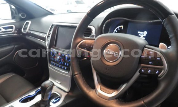 Buy Used Jeep Grand Cherokee White Car in Karasburg in Karas Buy Used Jeep Grand Cherokee White Car in Karasburg in Karas