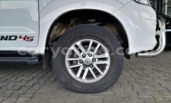 Buy Used Toyota Hilux White Car in Luderitz in Karas Buy Used Toyota Hilux White Car in Luderitz in Karas