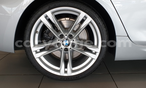 Acheter Occasion Voiture BMW X6 Gris à Grootfontein, Namibie Acheter Occasion Voiture BMW X6 Gris à Grootfontein, Namibie