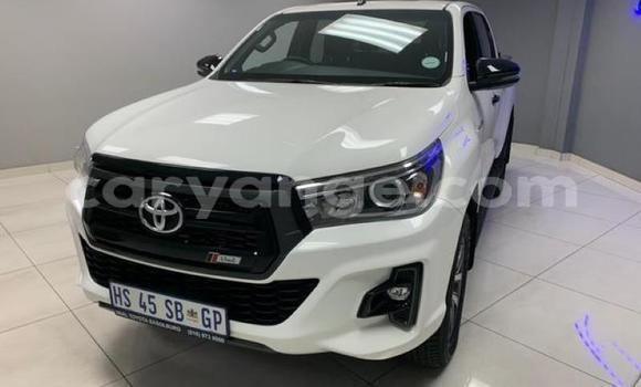 Buy Used Toyota Hilux White Car in Katima Mulilo in Caprivi Buy Used Toyota Hilux White Car in Katima Mulilo in Caprivi