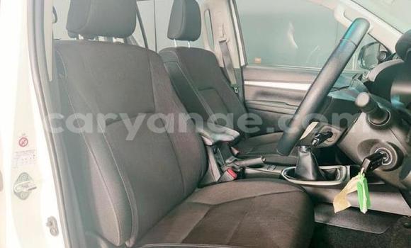 Buy Used Toyota Hilux White Car in Mariental in Namibia Buy Used Toyota Hilux White Car in Mariental in Namibia