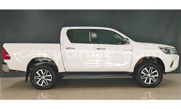Buy Used Toyota Hilux White Car in Mariental in Namibia Buy Used Toyota Hilux White Car in Mariental in Namibia