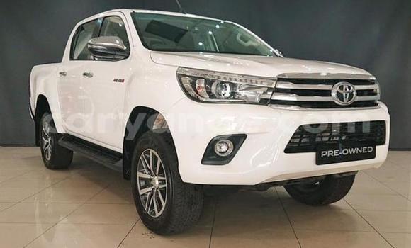 Buy Used Toyota Hilux White Car in Mariental in Namibia Buy Used Toyota Hilux White Car in Mariental in Namibia