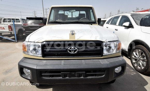 Buy Import Toyota Land Cruiser Beige Car in Import - Dubai in Namibia Buy Import Toyota Land Cruiser Beige Car in Import - Dubai in Namibia
