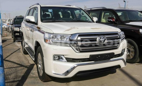 Buy Import Toyota Land Cruiser White Car in Import - Dubai in Namibia Buy Import Toyota Land Cruiser White Car in Import - Dubai in Namibia